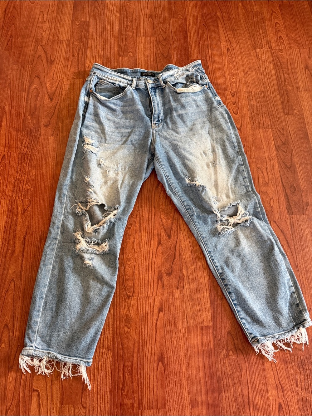Judy Blue Light Blue distressed straight fit Jeans size 16W